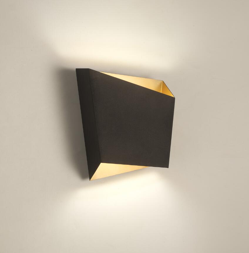 Applique ASIMETRIC noire/dorée Mantra 6222