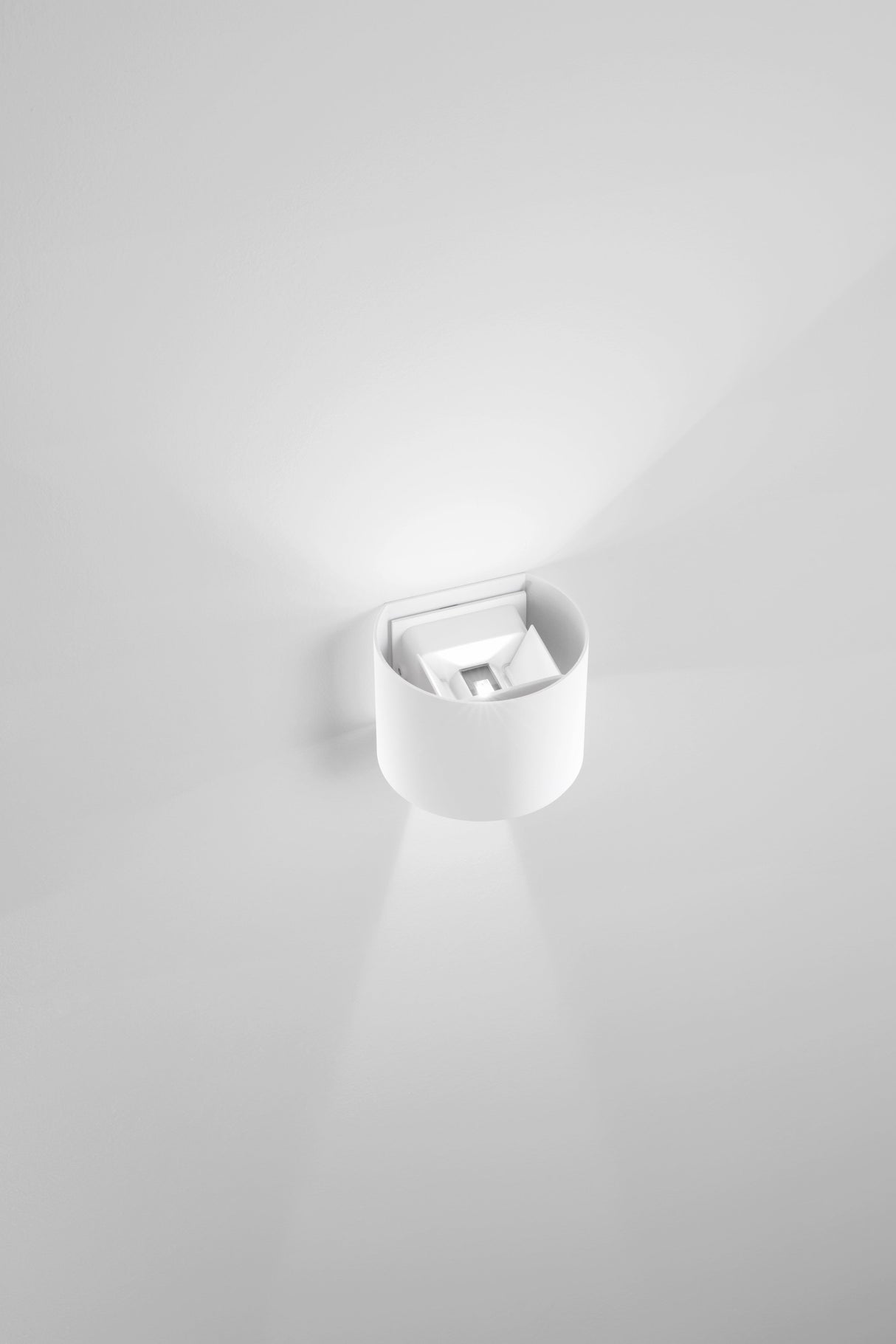 Applique CILY blanche ONDA OTAP0008B