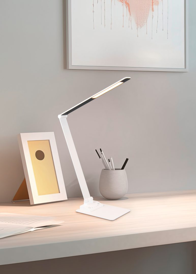 Lampe Travis blanche Trio 545310131 545310131