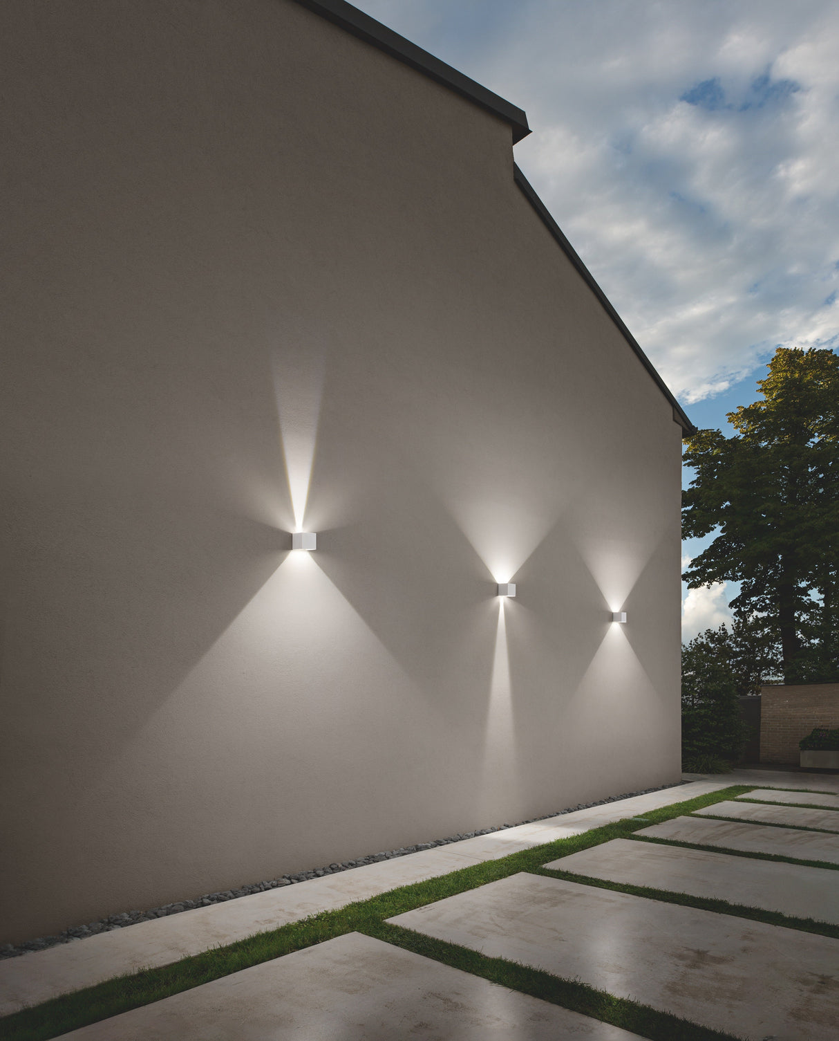 Applique CUBE blanche ONDA OAP0048