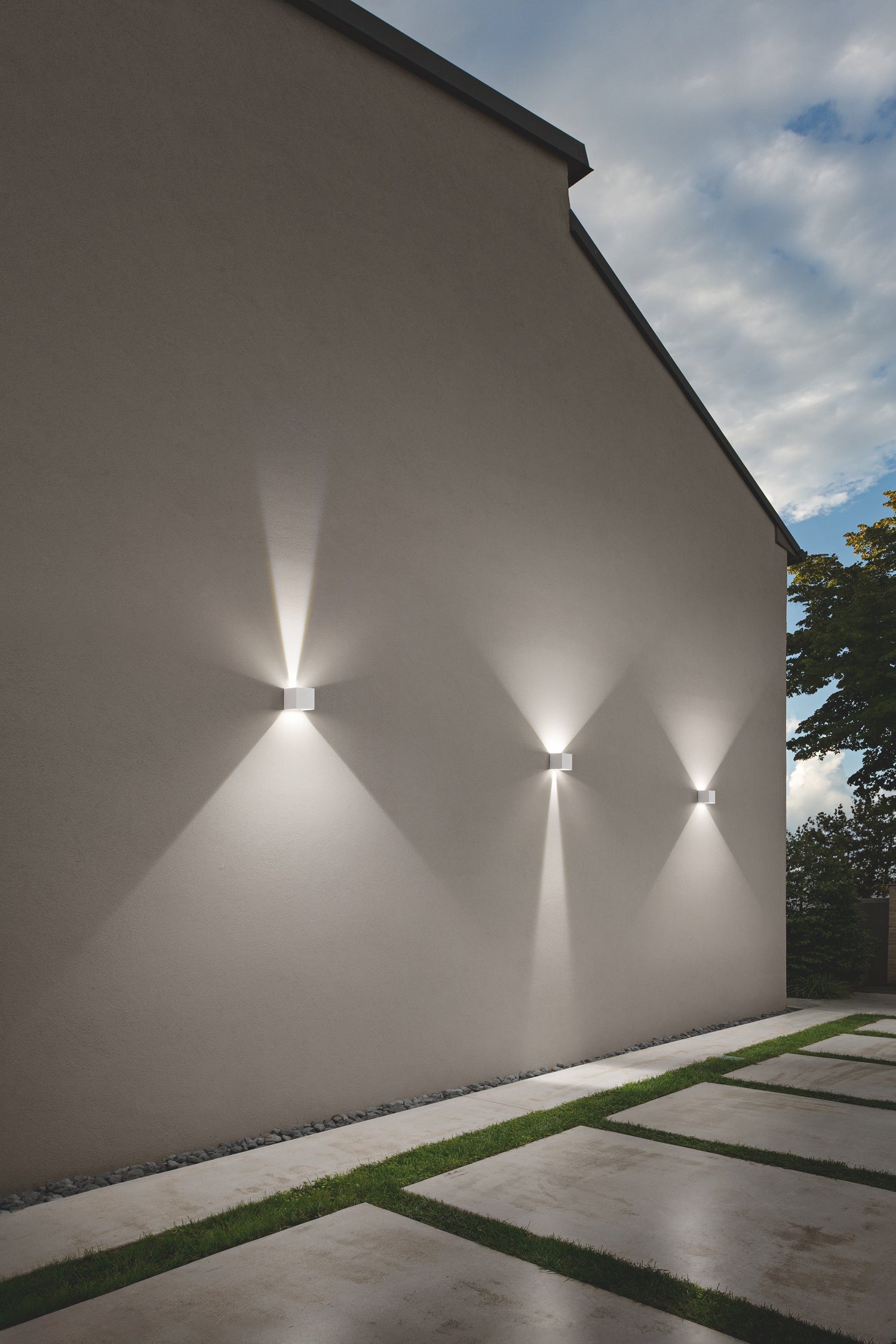 Applique CUBE blanche ONDA OAP0045