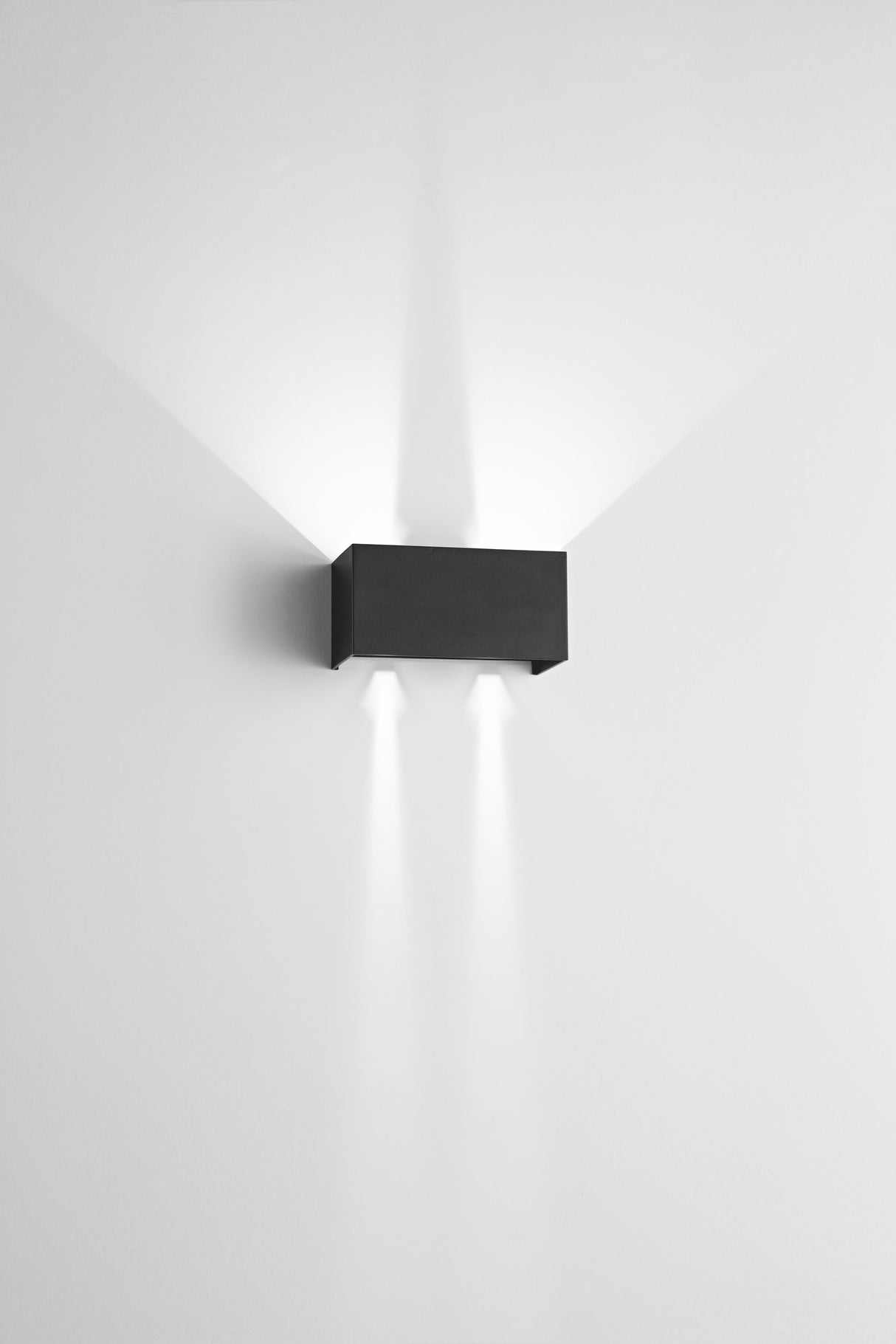 Applique DOUBLE CUBE noire ONDA OTAP0009N