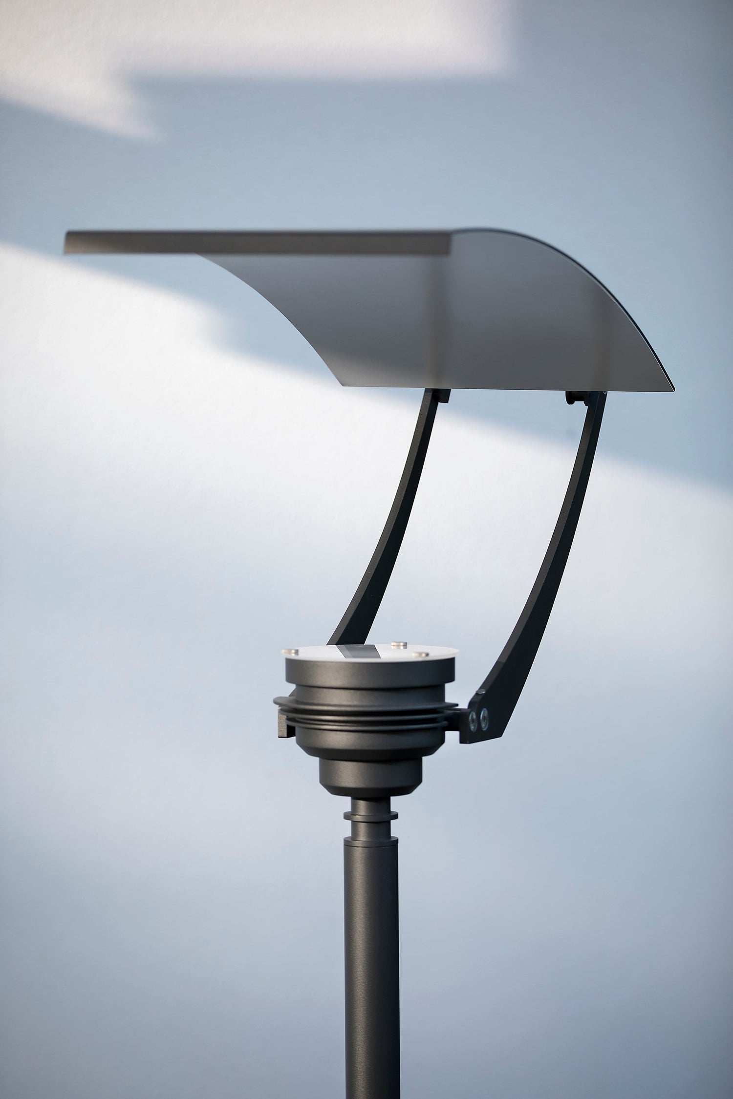 Luminaire mobile Equix N°1 Rouge vin 066 121001066