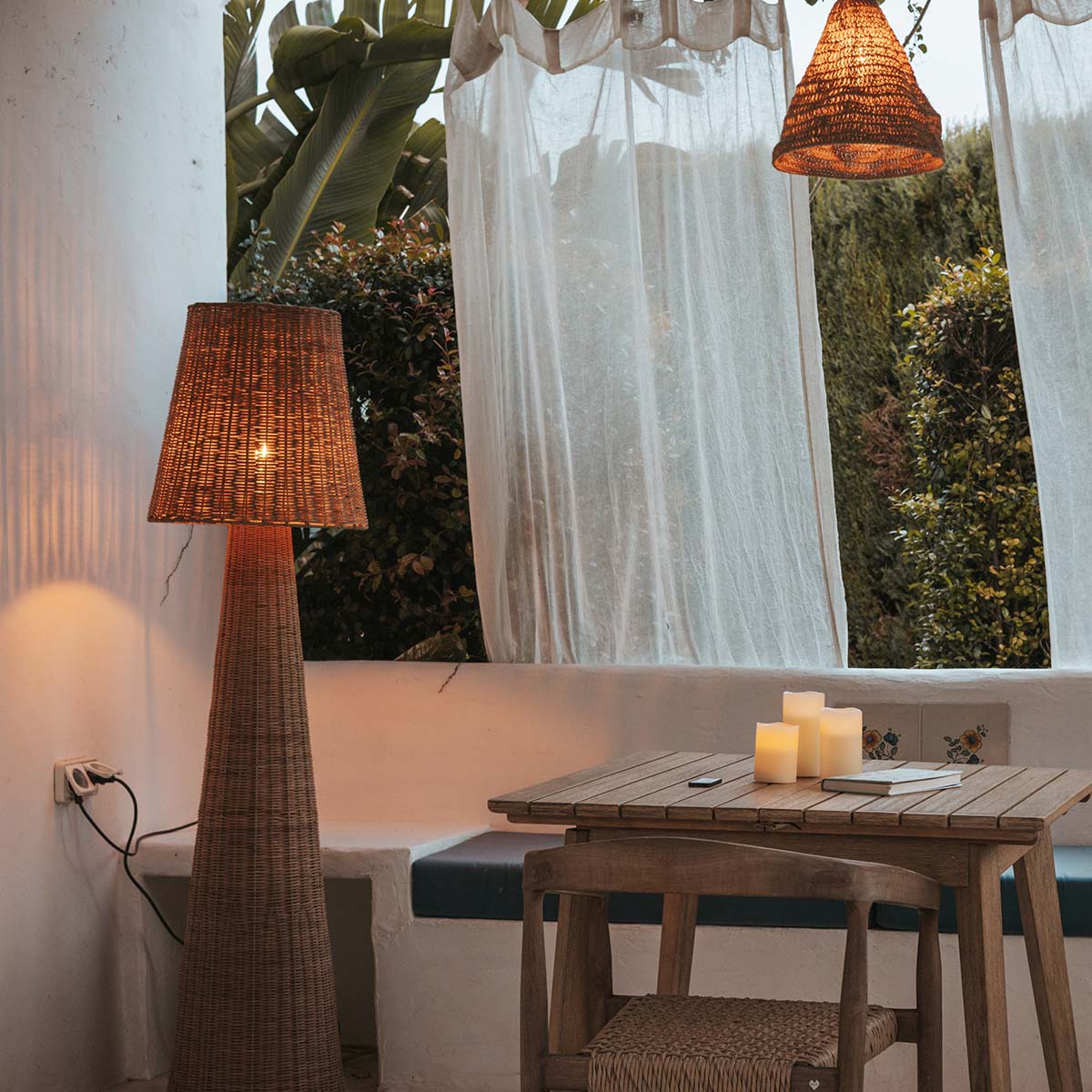 LAMPADAIRE EXTERIEUR  NOMADE LOLA 165cm Ref LUMLOL165XXWLNW NWGARDEN