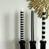 Set de 4 bougies longue rainuré blanc et noir "PAUL NOIR" 017442
